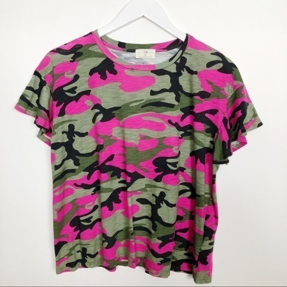 Anthropologie Camouflage Short Sleeved Tee Top
